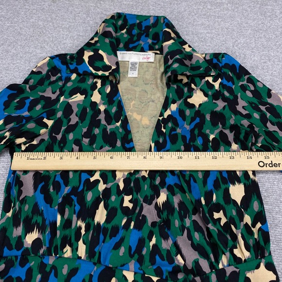 Diane von Furstenberg Vintage Silk Wrap Dress Green Blue Leopard Print Size 4 - Picture 5 of 12
